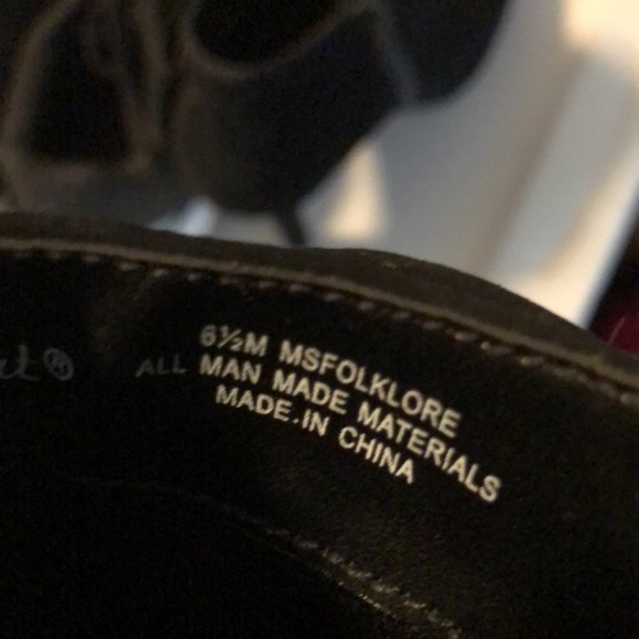 Madeline Stuart Black Faux Suede Heeled Booties Women's Size 6.5 or 7 - Picture 8 of 8